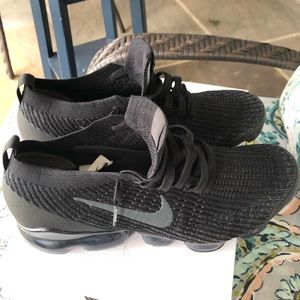 Nike Air VaporMax FlyKnit 3 sneakers size 11